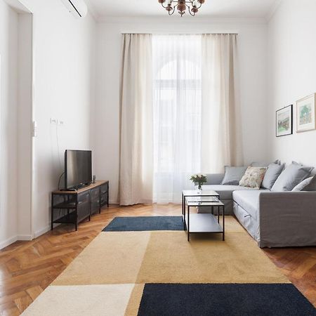 Апартаменты Cozy In The Heart Of Zagreb - H Экстерьер фото